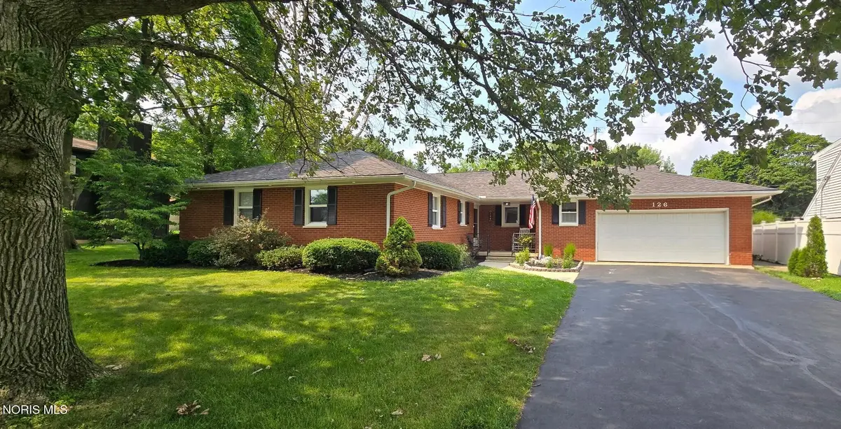 126 Oakland Avenue, Findlay, OH 45840 - #1