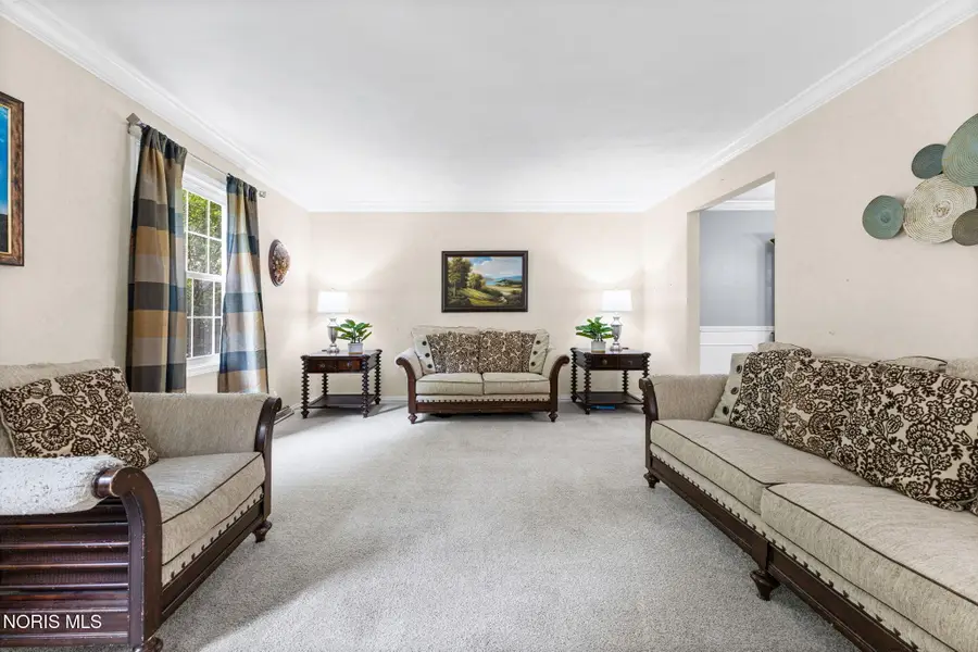 5448 Wadsworth Drive, Sylvania, OH 43560 - #3