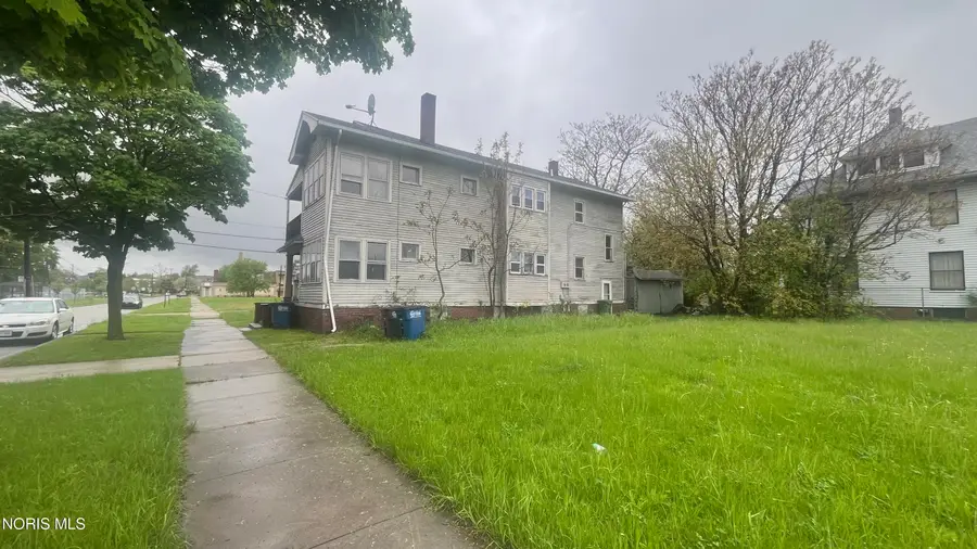 212 Floyd Street, Toledo, OH 43620 - #2