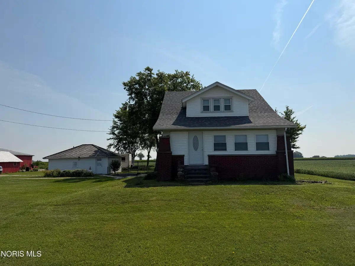 19600 Dunbridge Road, Bowling Green, OH 43402 - #1