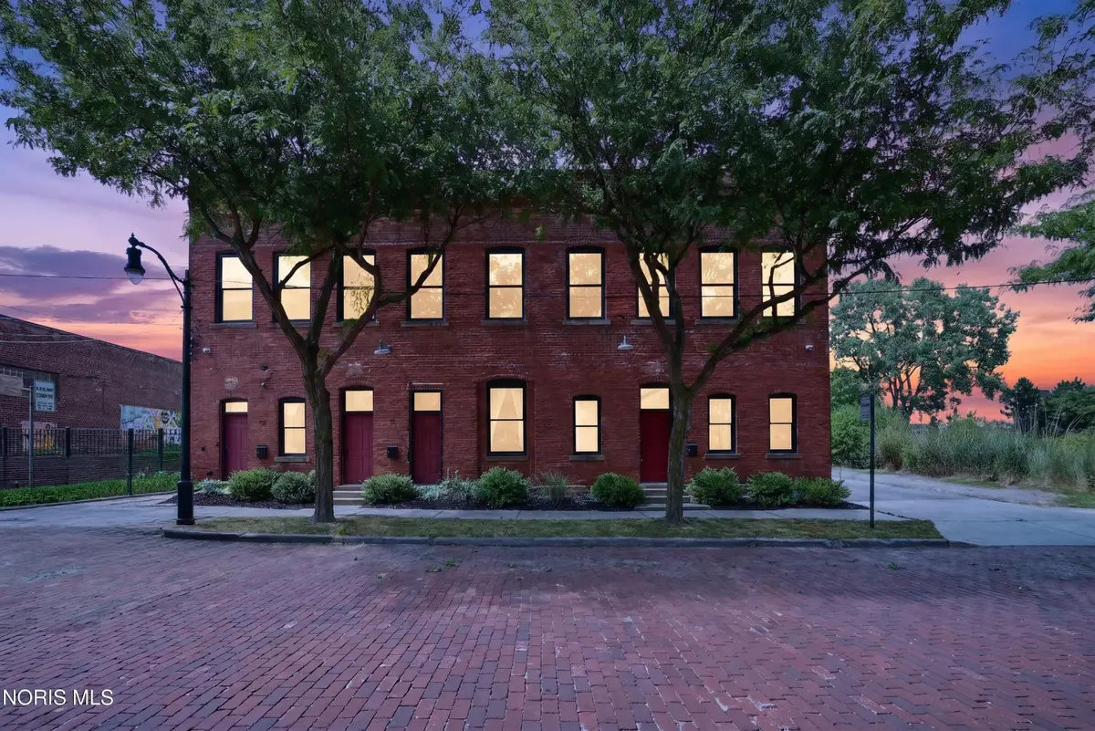 16 Broadway Street #1, Toledo, OH 43604 - #1