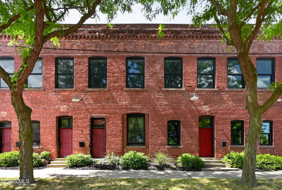16 Broadway Street #1, Toledo, OH 43604 - #3