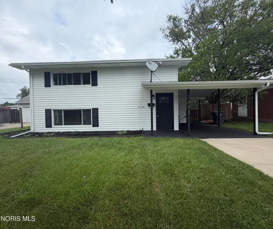 1206 Richland Street, Maumee, OH 43537 - #2
