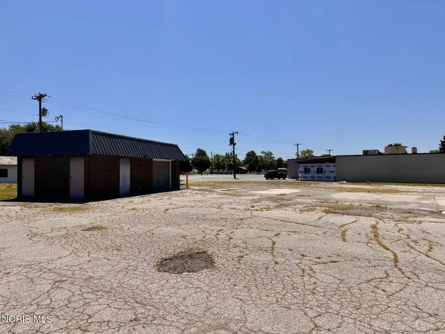 720 N Main Street, Bryan, OH 43506 - #2