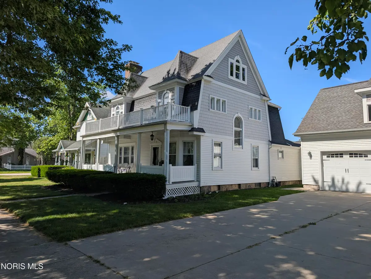 430 W Park Street, Wauseon, OH 43567 - #1