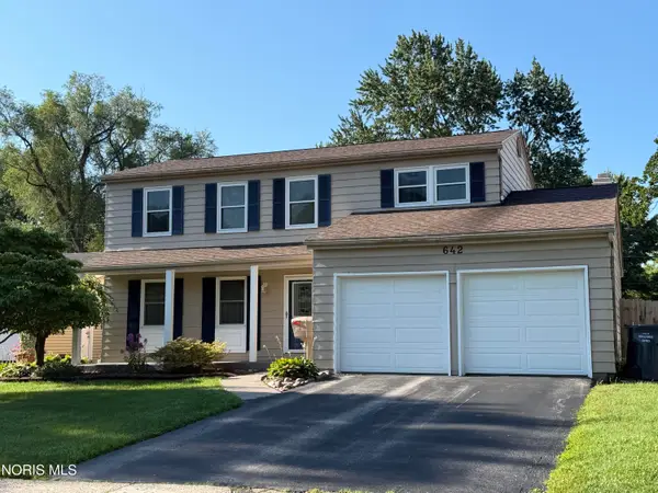 642 Stacey Lane, Maumee, OH 43537