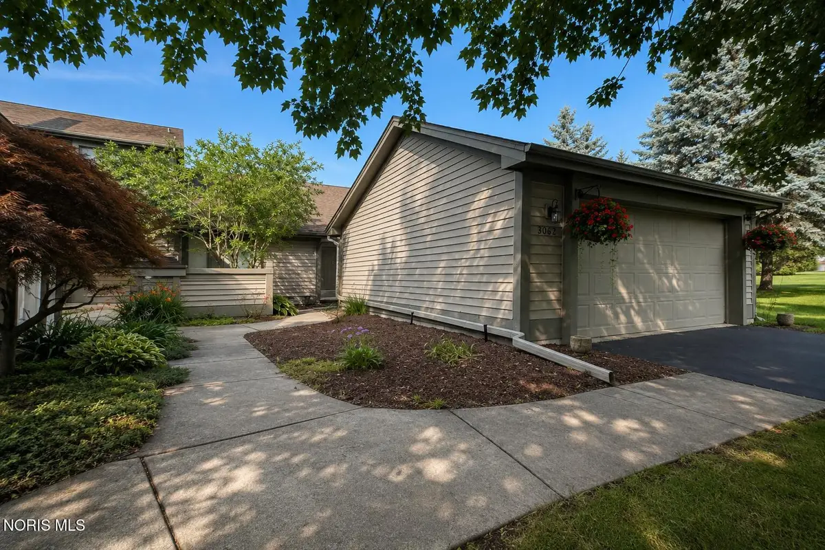 3062 Pleasant Hill Road, Maumee, OH 43537 - #1