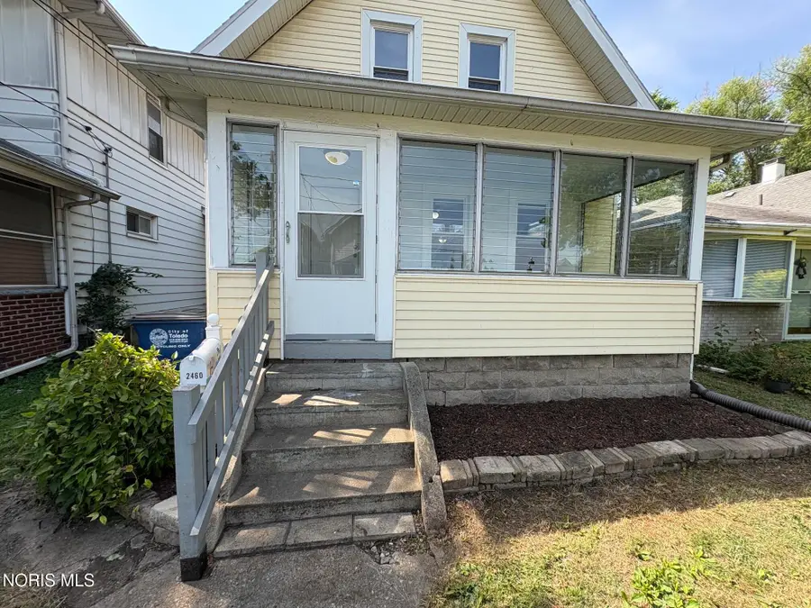 2460 Caledonia Street, Toledo, OH 43605 - #3