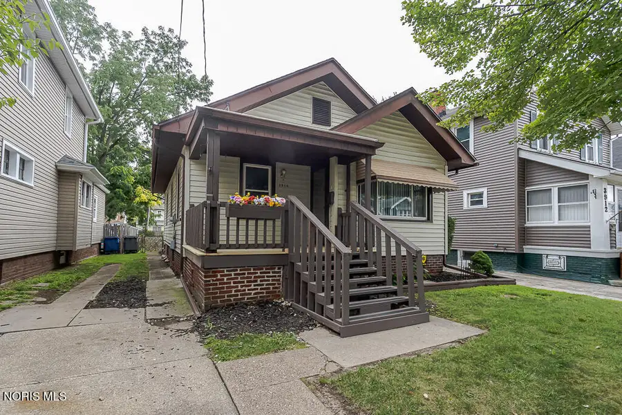 3916 Leybourn Avenue, Toledo, OH 43612 - #3