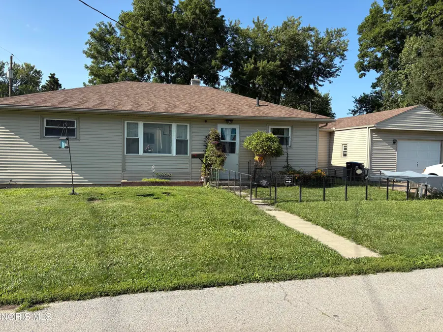 1035 Mambrino Road, Oregon, OH 43616 - #2