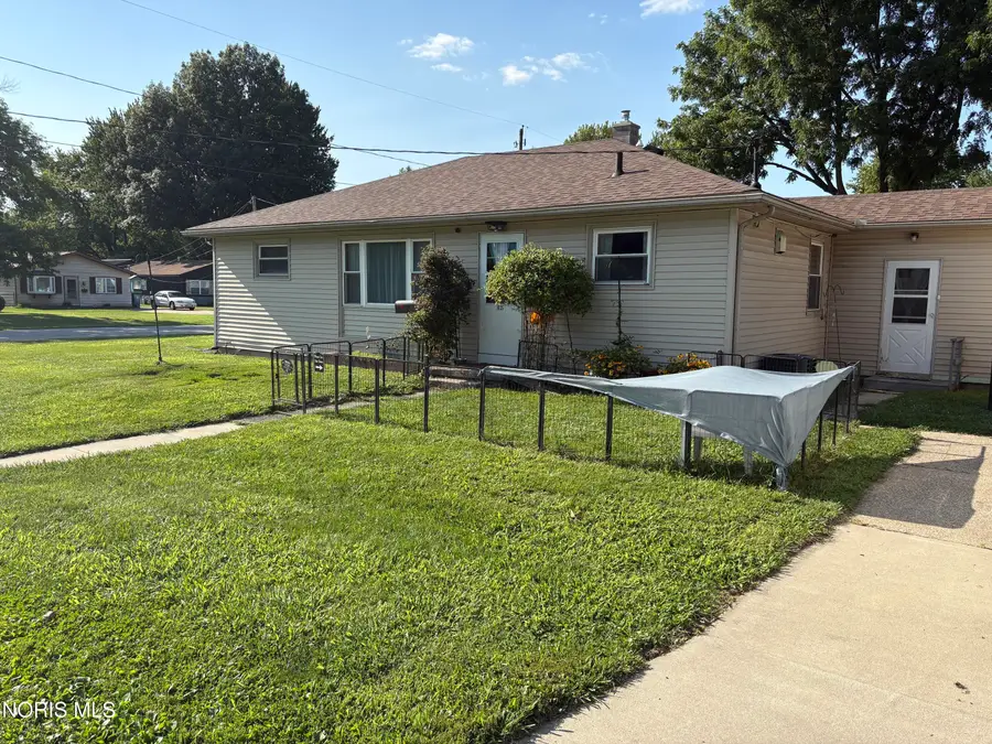 1035 Mambrino Road, Oregon, OH 43616 - #3