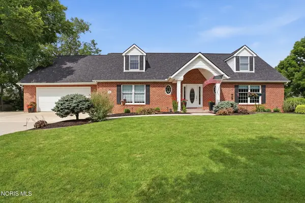 325 Beechmont Drive, Findlay, OH 45840