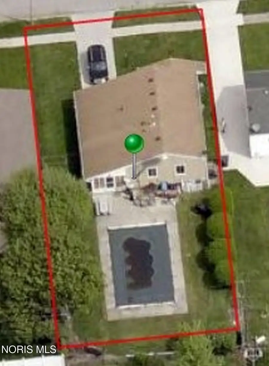 648 Northfield Drive, Maumee, OH 43537 - #2