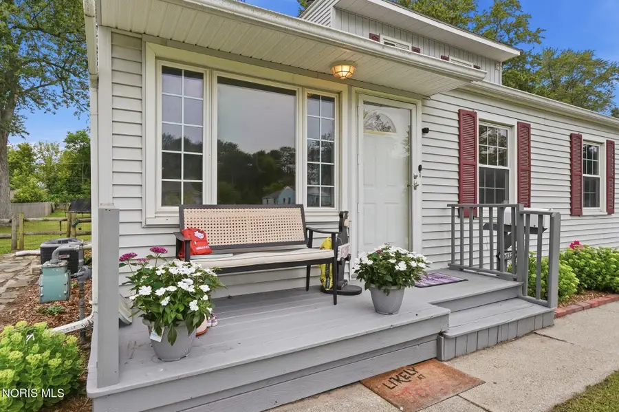 6012 Greenacre Road, Toledo, OH 43615 - #3