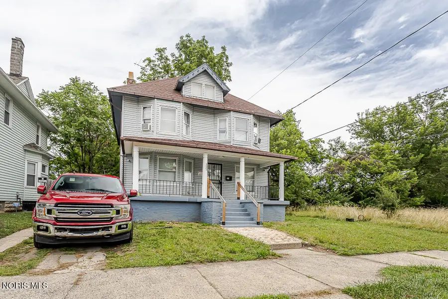 122 Columbia Street, Toledo, OH 43620 - #3