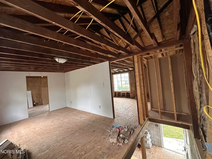 801 S Wood Street, Fostoria, OH 44830 - #3
