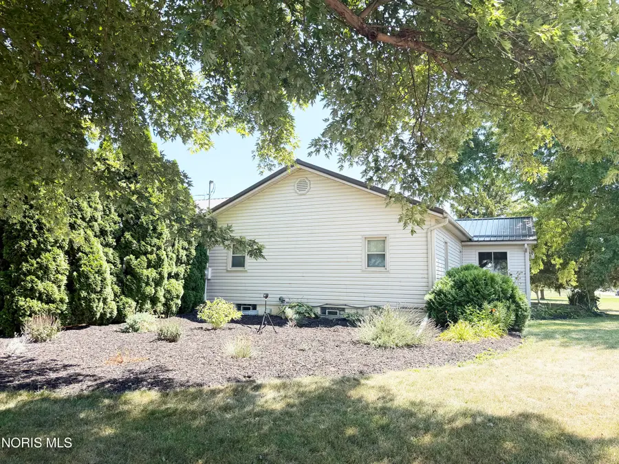 6543 N County Road 5, Fostoria, OH 44830 - #3