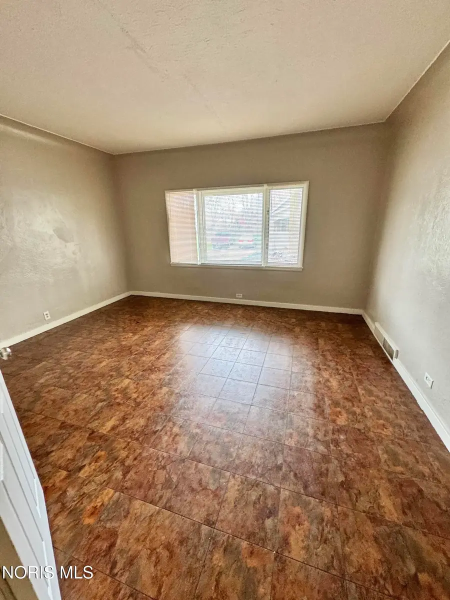158 Everett Street, Toledo, OH 43608 - #3
