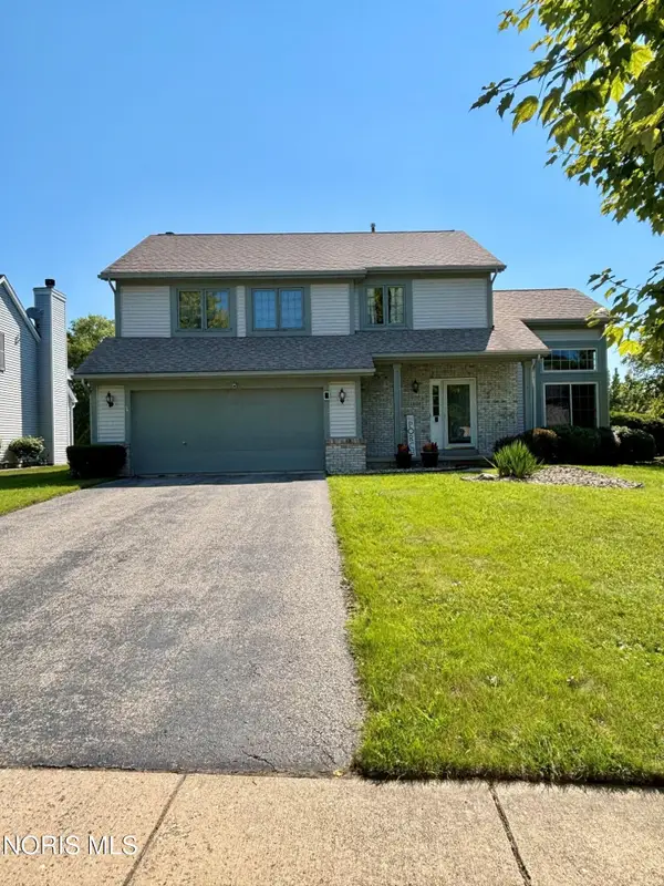 1909 Hartford Lane, Holland, OH 43528
