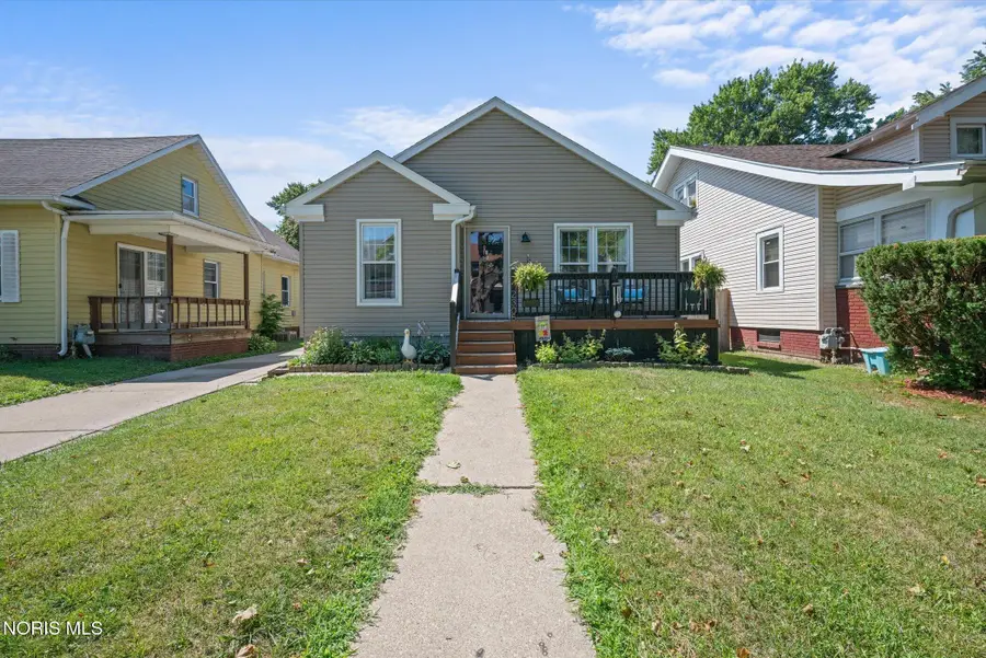 2305 Portsmouth Avenue, Toledo, OH 43613 - #2