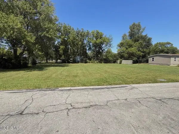 12472 Gloria Street, Perrysburg, OH 43551