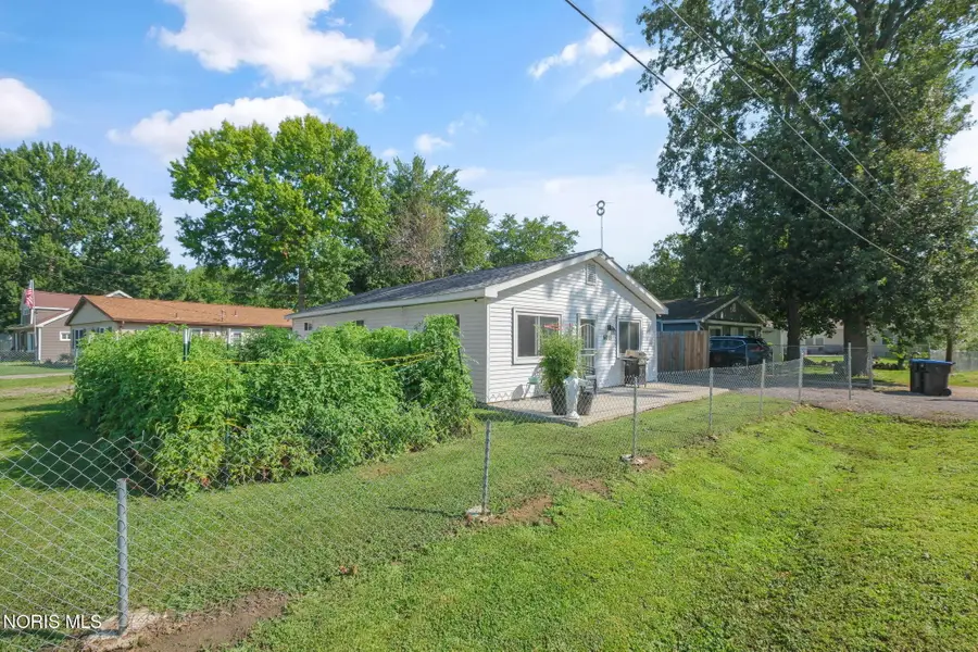 6013 James Road, Oregon, OH 43616 - #3