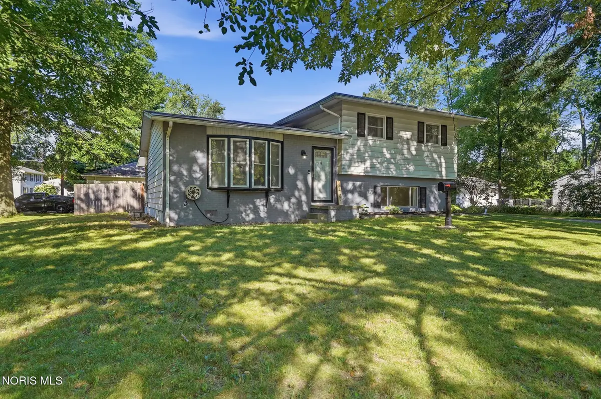 2401 Vaness Drive, Toledo, OH 43615 - #1