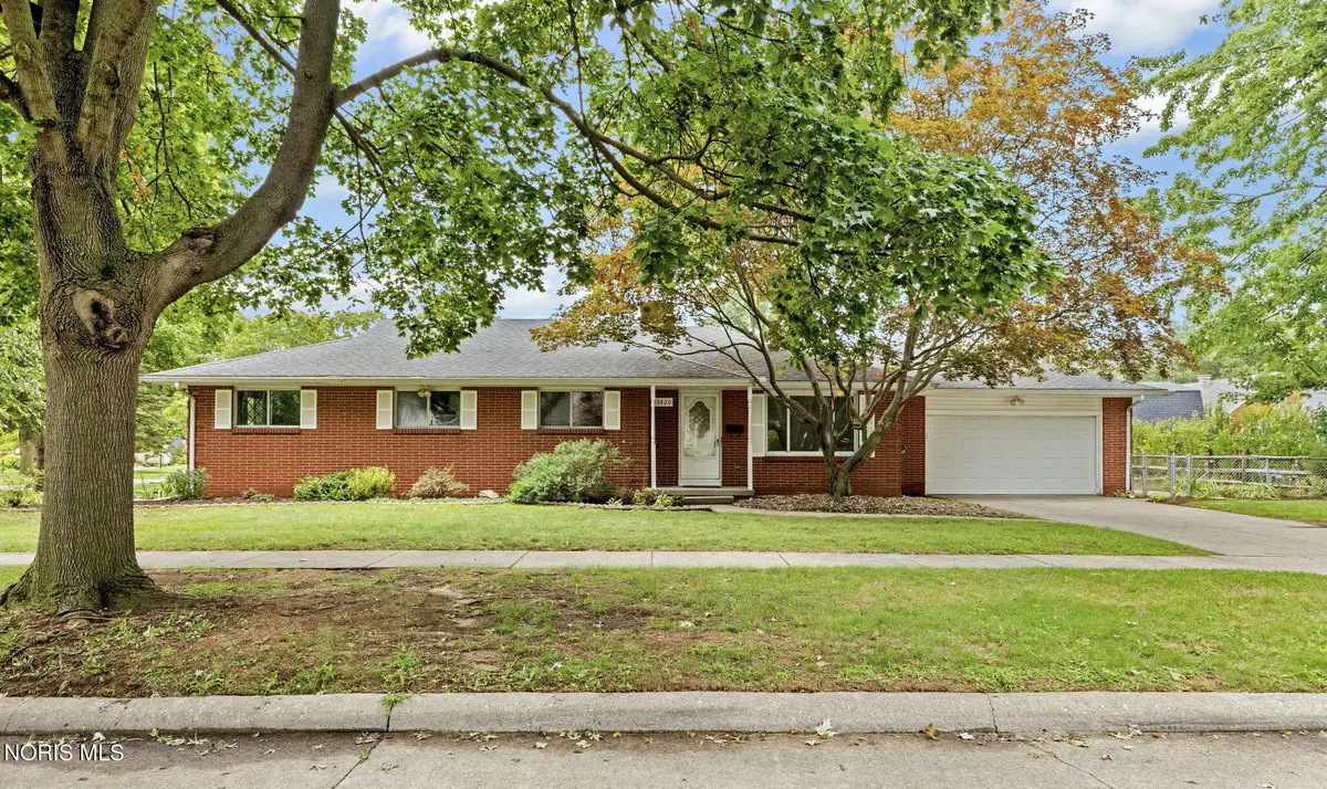 3420 Mapleview Drive, Toledo, OH 43623 - #1