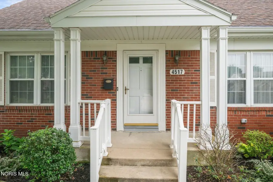 4517 Clover Lane, Toledo, OH 43623 - #3
