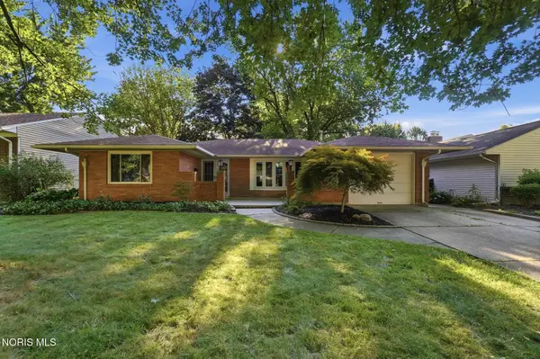 210 Cedar Lane, Waterville, OH 43566