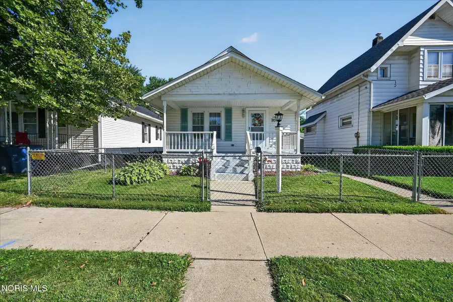 2049 Hurd Street, Toledo, OH 43605 - #3