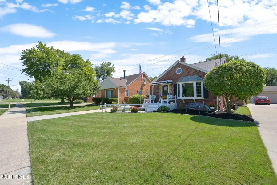 4109 S Detroit Avenue, Toledo, OH 43614 - #3