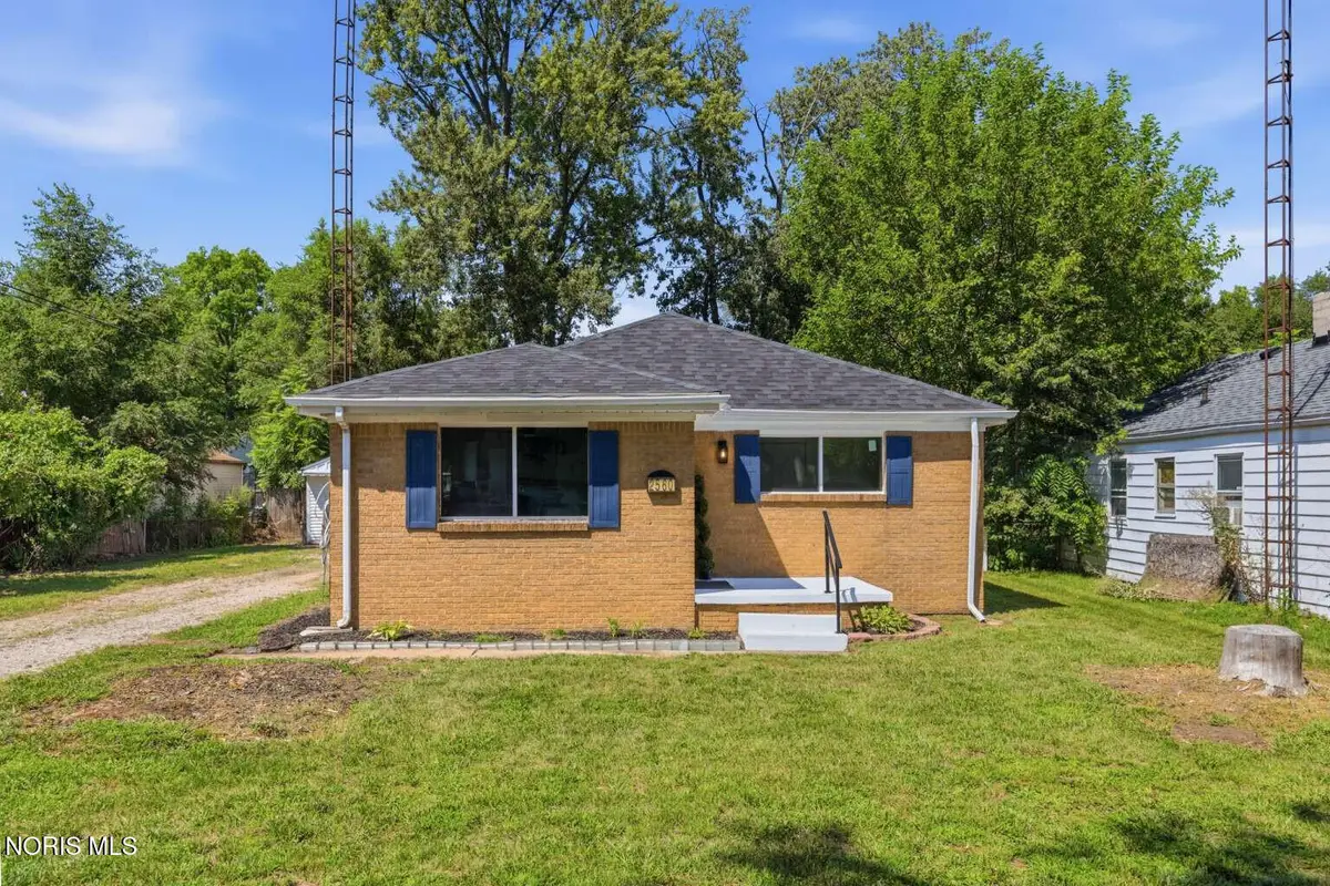 2560 Koehler Avenue, Toledo, OH 43613 - #1