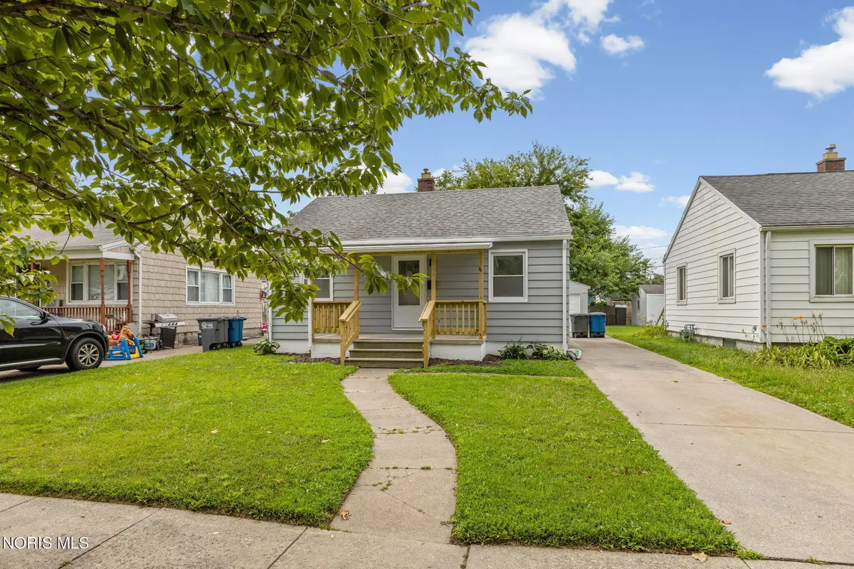 219 W Crawford Avenue, Toledo, OH 43612 - #1