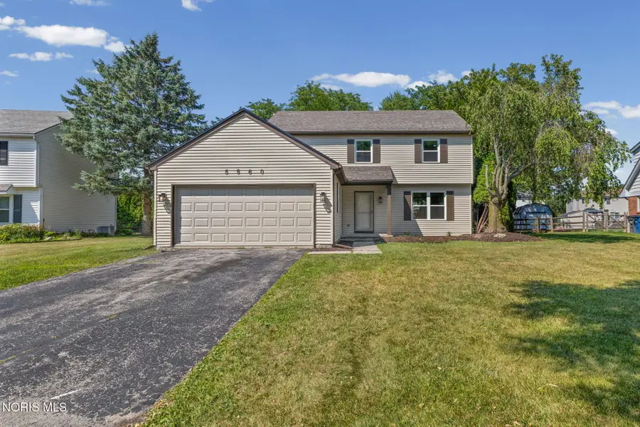 5560 Greenridge Drive, Toledo, OH 43615 - #2