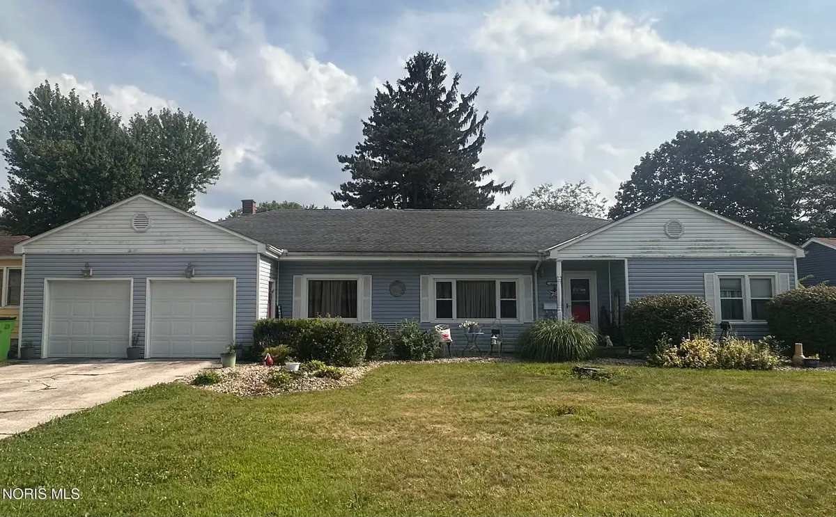 645 Van Buren Street, Fostoria, OH 44830 - #1