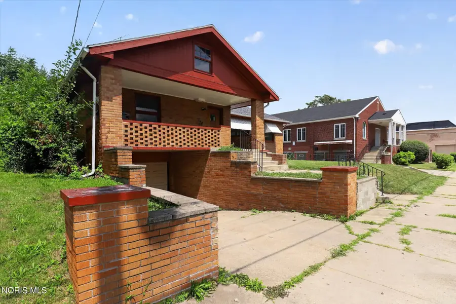 735 Russell Street, Toledo, OH 43608 - #2