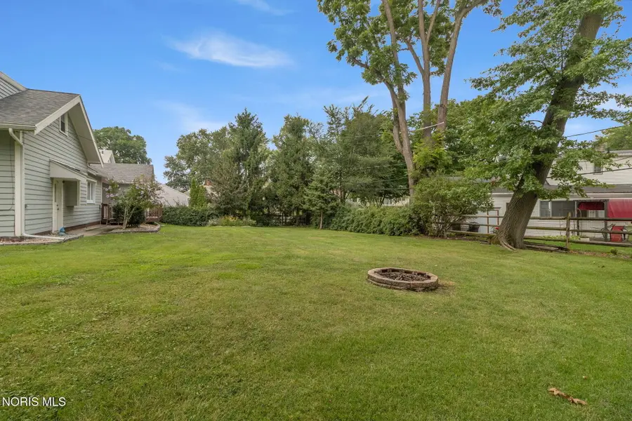 1737 Hinsdale Drive, Toledo, OH 43614 - #3