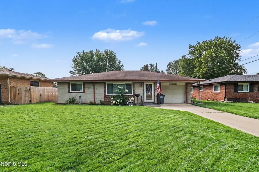 2038 Greenwich Lane, Toledo, OH 43611 - #3