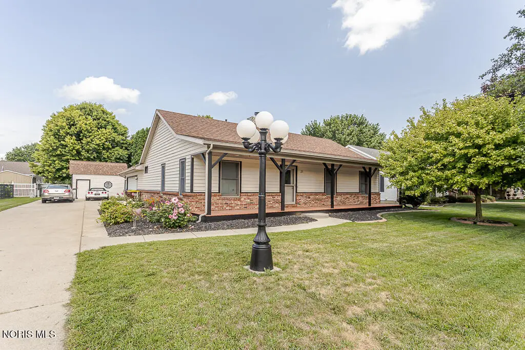 21 Meadow Lane Drive, Delta, OH 43515 - #1