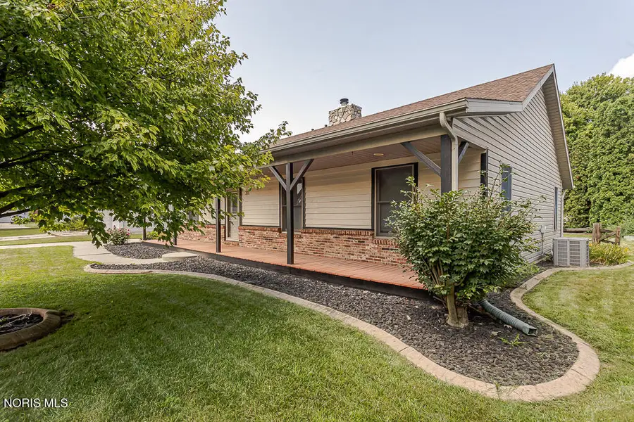 21 Meadow Lane Drive, Delta, OH 43515 - #3