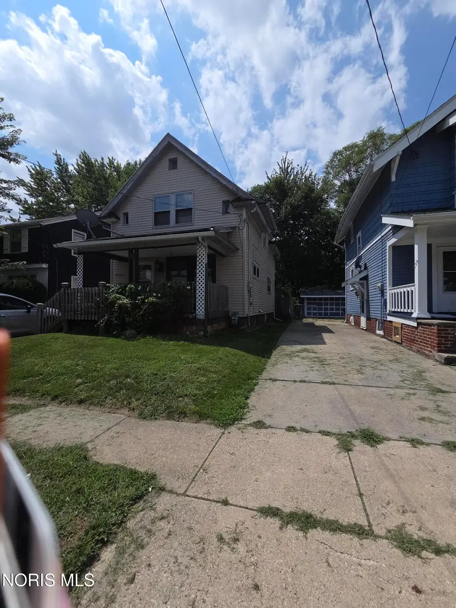 4217 Jackman Road, Toledo, OH 43612 - #3