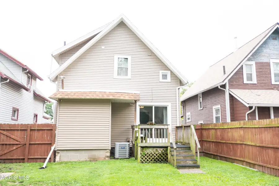 1456 Oak Street, Toledo, OH 43605 - #2