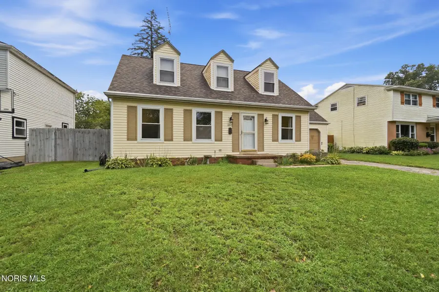 6150 Meadowvale Drive, Toledo, OH 43613 - #2