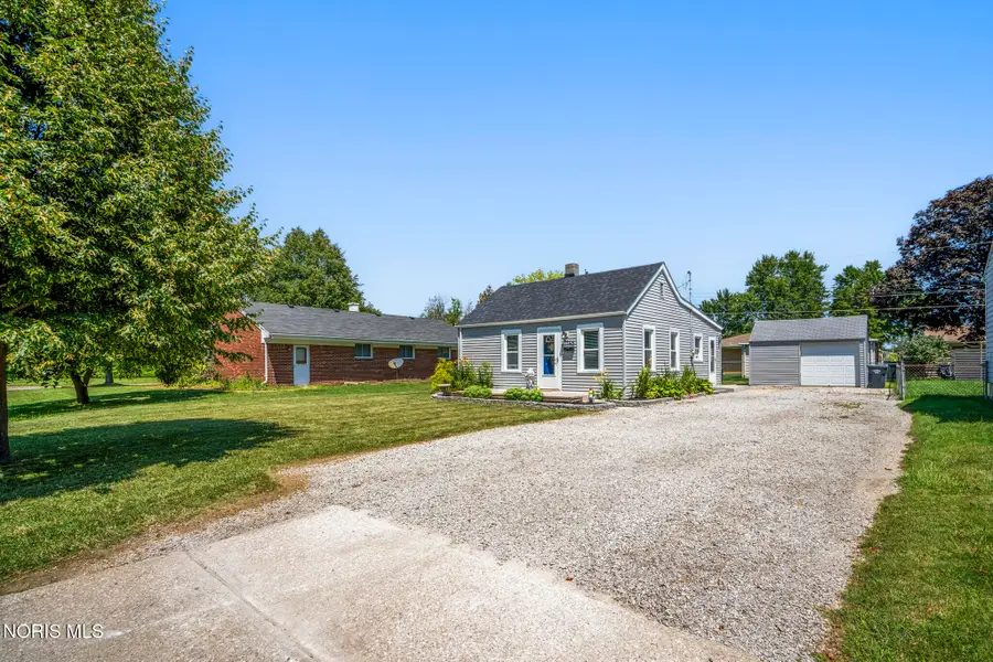 1146 Richland Street, Maumee, OH 43537 - #2
