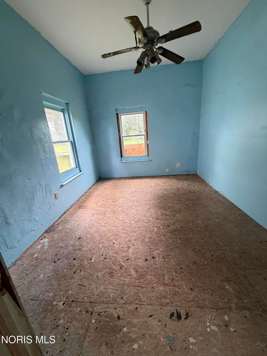 4125 Suder Avenue, Toledo, OH 43611 - #3
