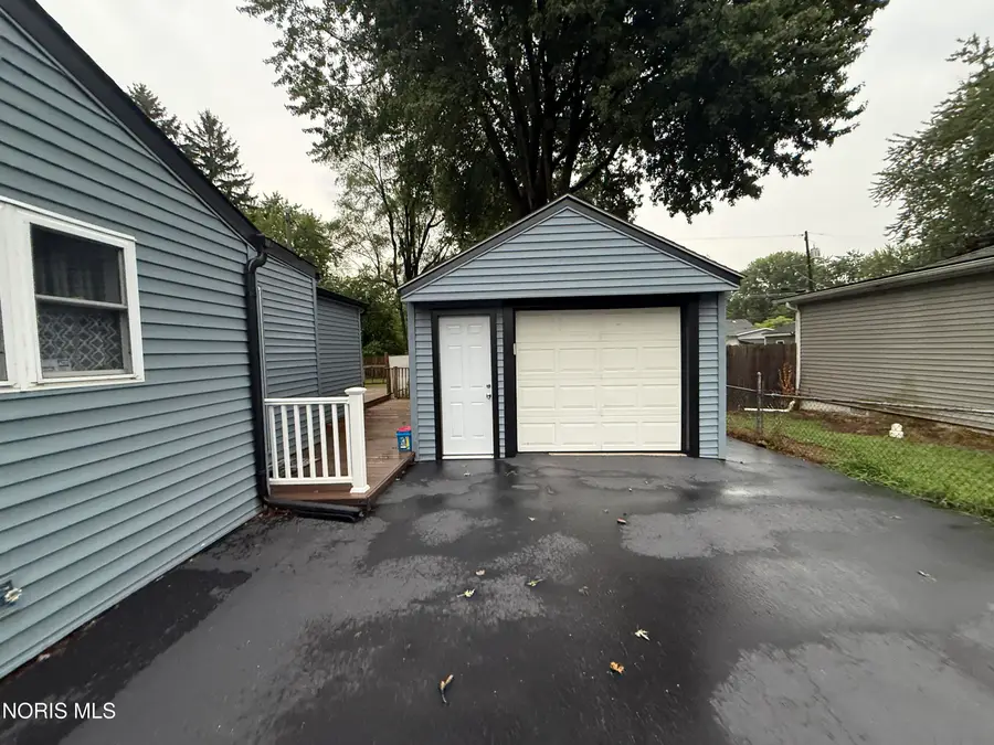 5518 Fenwick Drive, Toledo, OH 43623 - #2