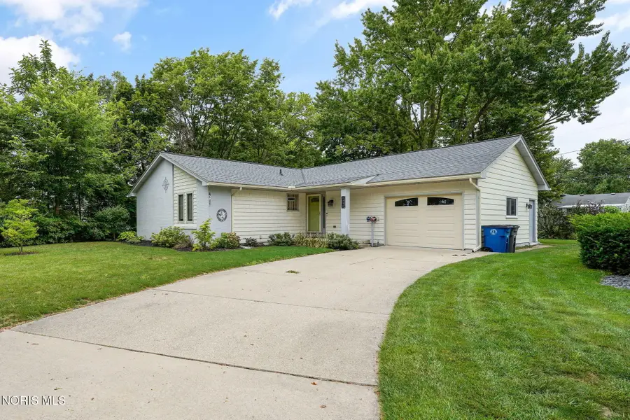 1037 Westbrook Drive, Perrysburg, OH 43551 - #2