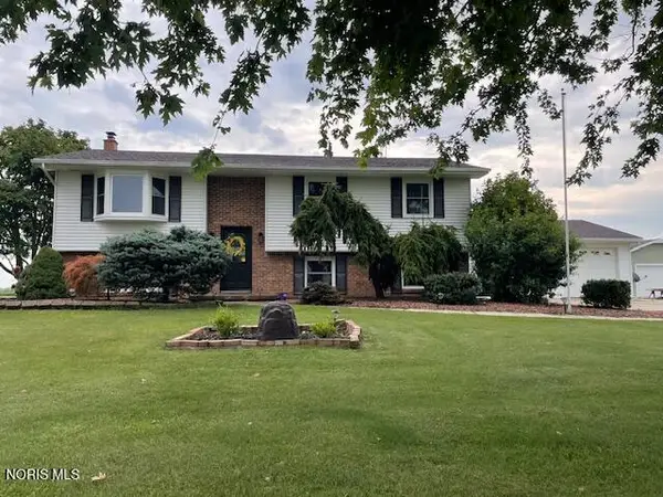 25410 N Fostoria Road, Genoa, OH 43430