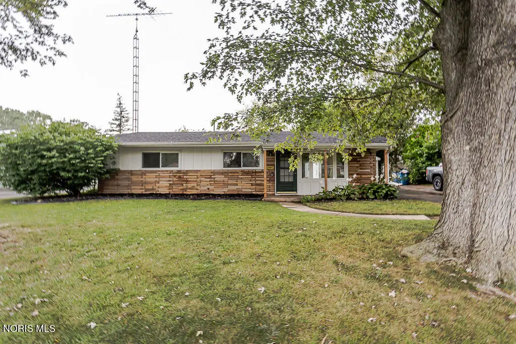 4901 Brinthaven Road, Sylvania, OH 43560 - #1